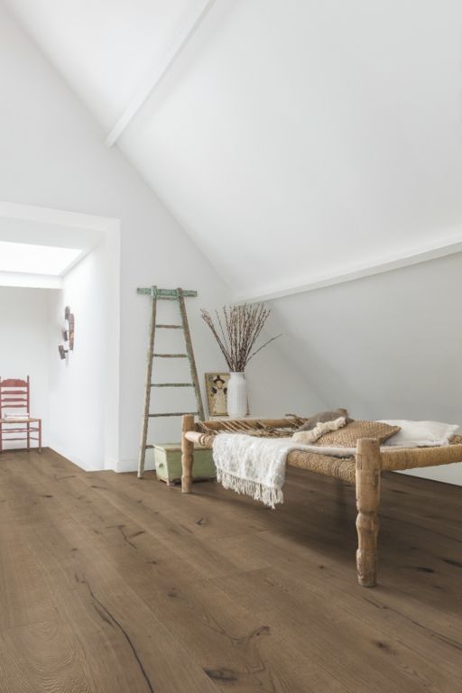QuickStep Massimo Dark Chocolate Oak Engineered Flooring, Extra Matt Oiled, 260x13.5x2200mm
